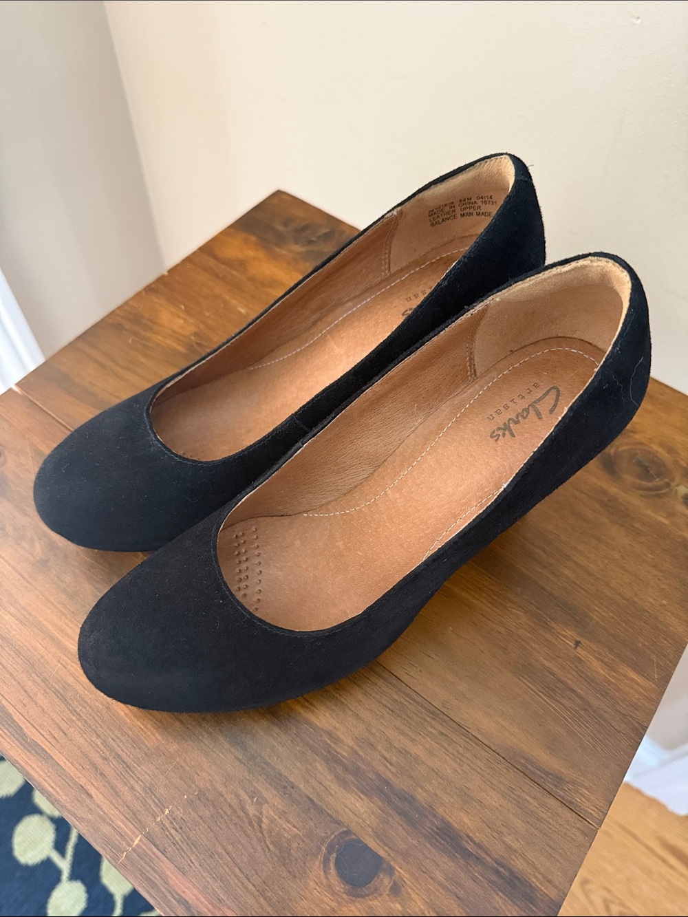 Clarks Black Suede Women's Crushed Velvet 3” heels